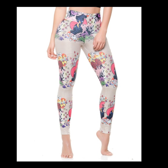 Comic Print Colombian Butt Lifting Leggings - Picture 3 of 4